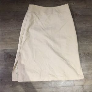 Banana republic cream skirt